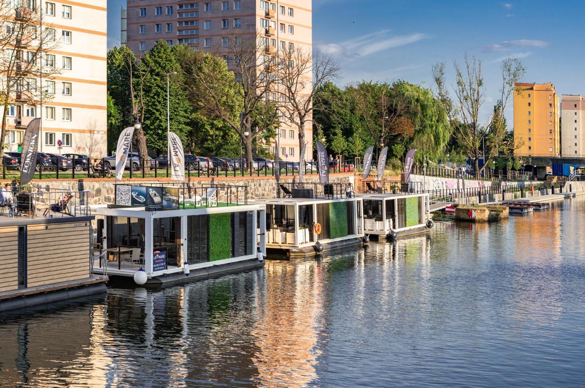 Domy Na Wodzie - La Mare Motlava Houseboats With Sauna By Downtown Apartments Гданськ Екстер'єр фото