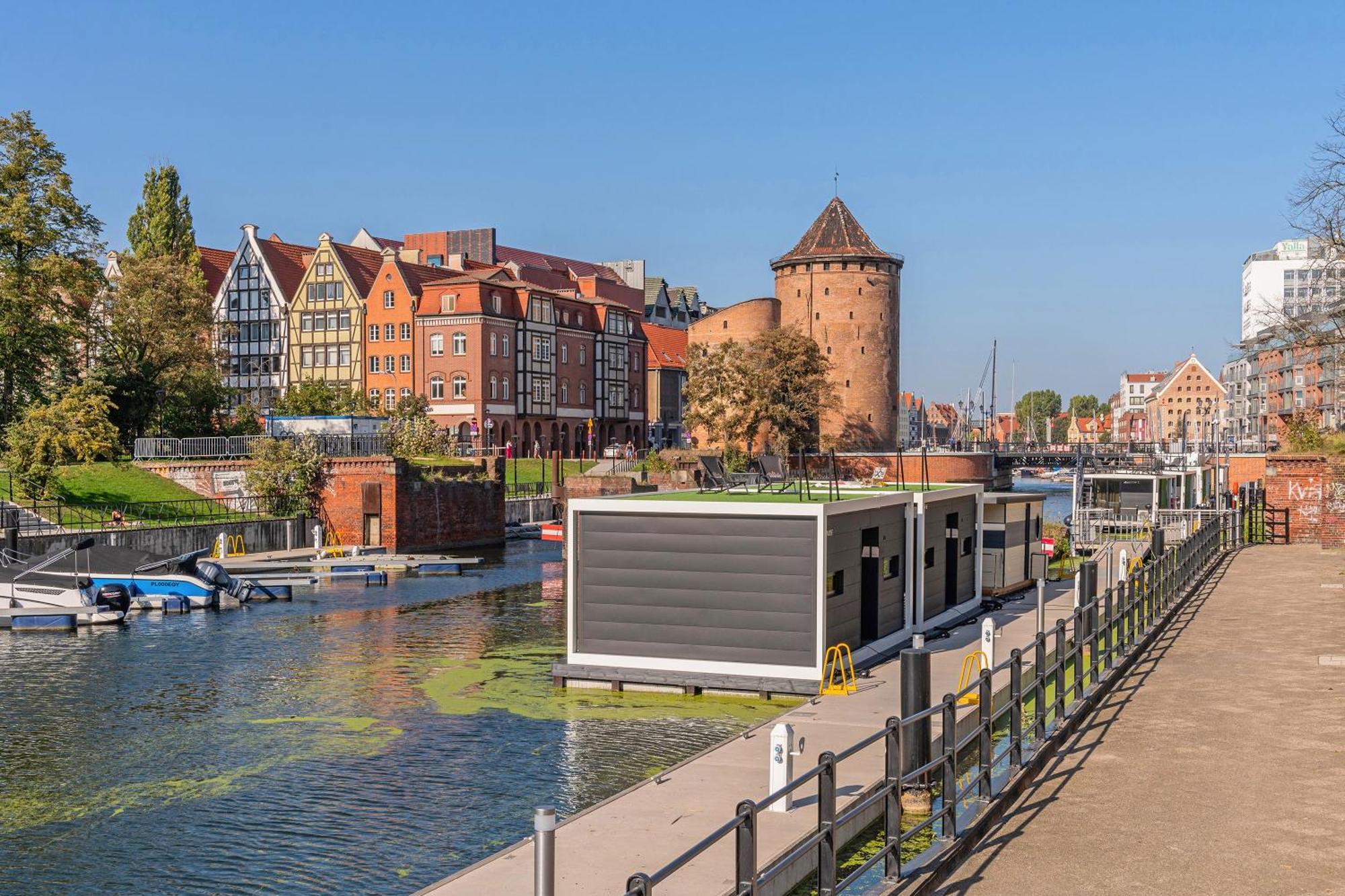 Domy Na Wodzie - La Mare Motlava Houseboats With Sauna By Downtown Apartments Гданськ Номер фото